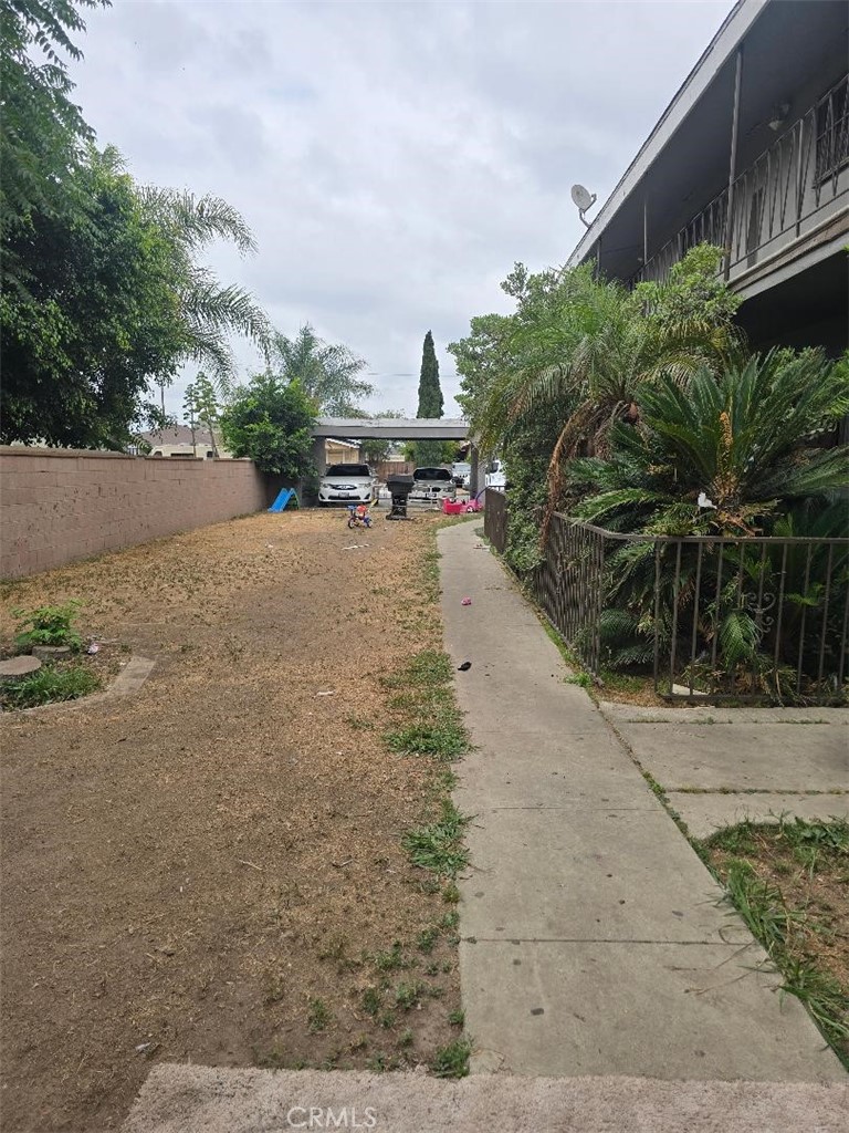1050 W 88th Street