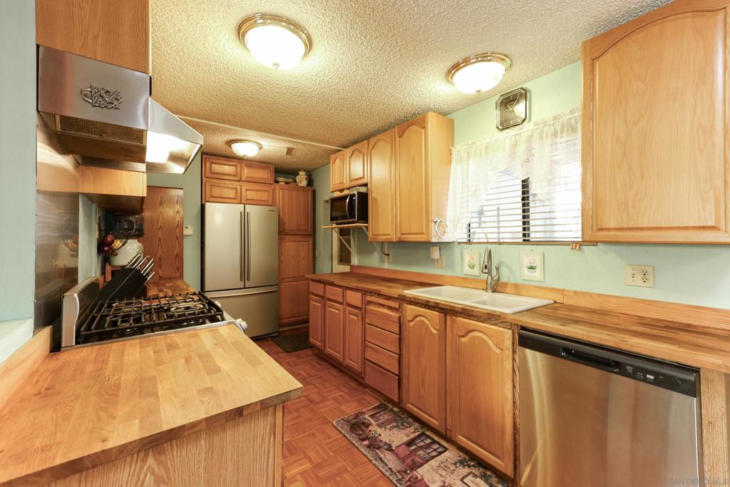 1388 Marron Valley