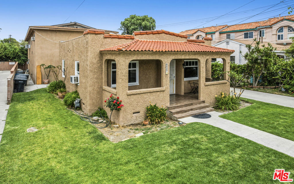 9527 Los Angeles Street