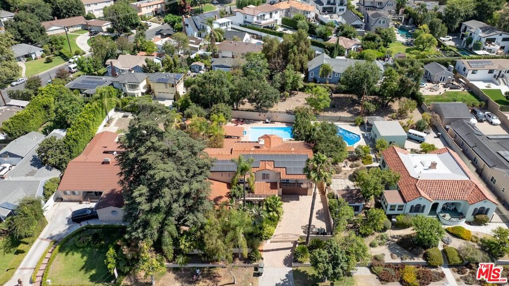 828 S Sunset Canyon Drive