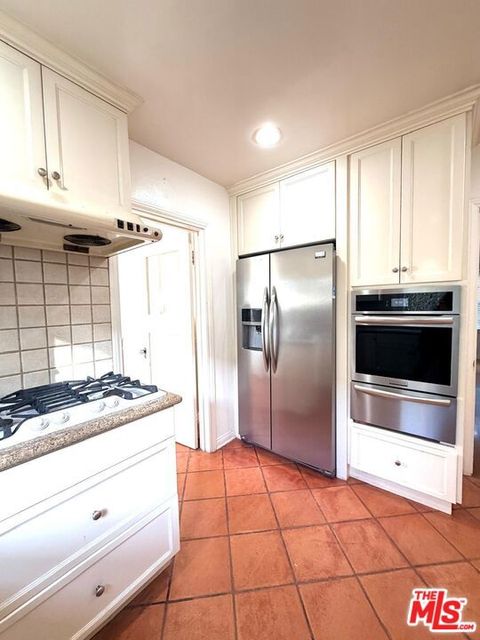 Tiny photo for 2342 Selby Avenue, Los Angeles, CA 90064 (MLS # 26836985)