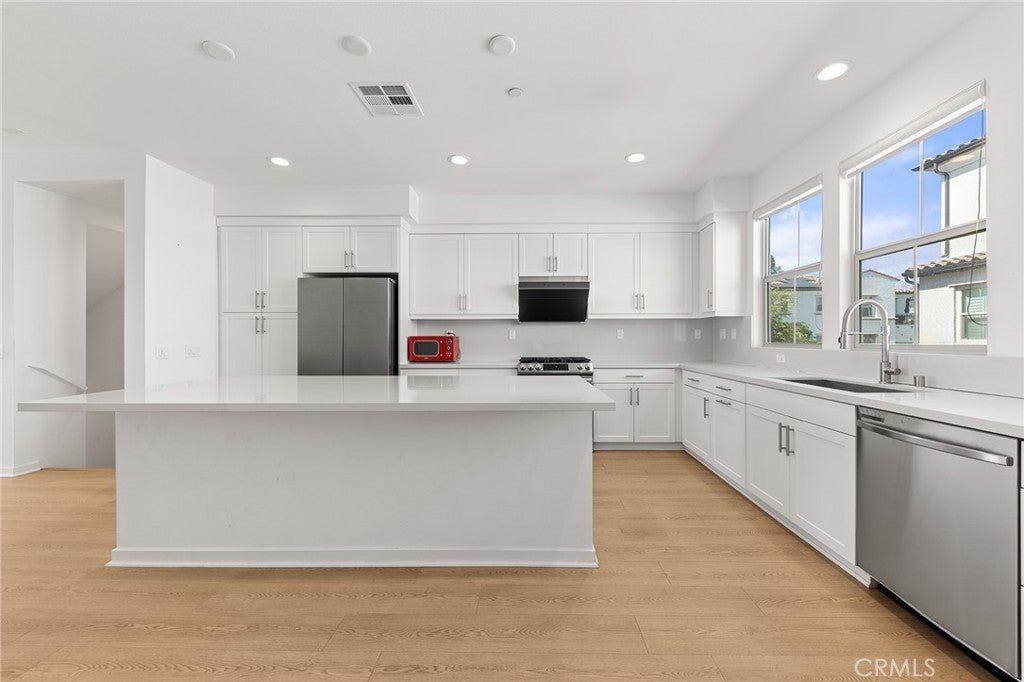 207 Colby Circle, Claremont CA 91711