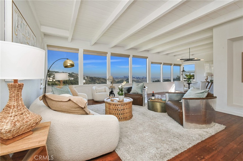 Properties 4 8383 Wyndham Road