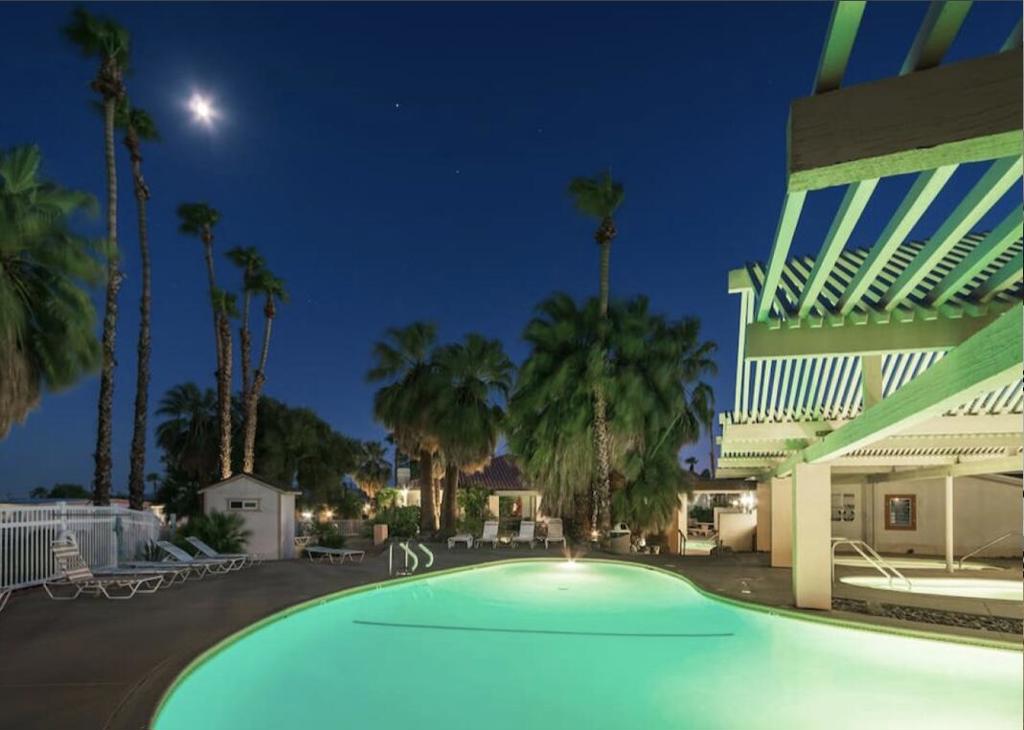 Not Applicable-1 - Manufactured In Park