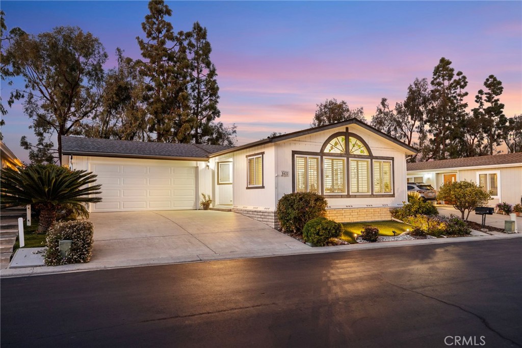 5422 Spencer Lane