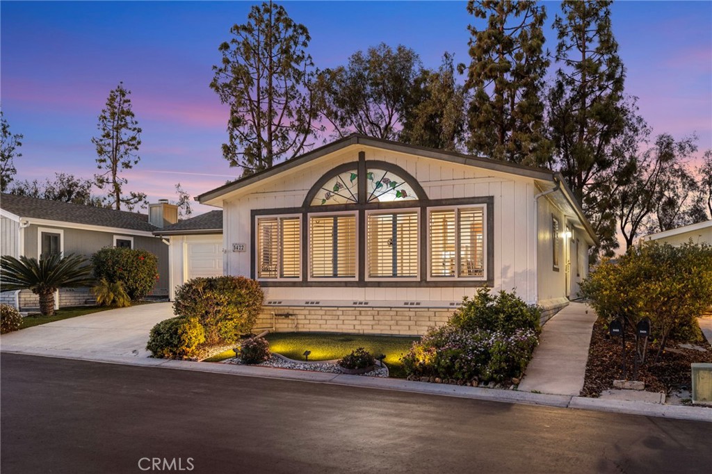 5422 Spencer Lane