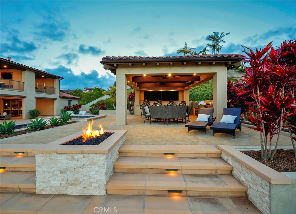 8461 Hinterland Drive
