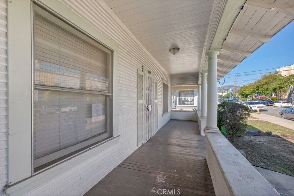 Photo of 649 W 8th Street, San Pedro, CA 90731 (MLS # SR25241812)