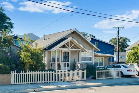 Photo of 785 A & B Pepper, San Luis Obispo, CA 93401 (MLS # SC25254113)