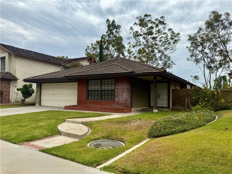 Photo of 2020 Seaview DR, Fullerton, CA 92833 (MLS # PW26133424)