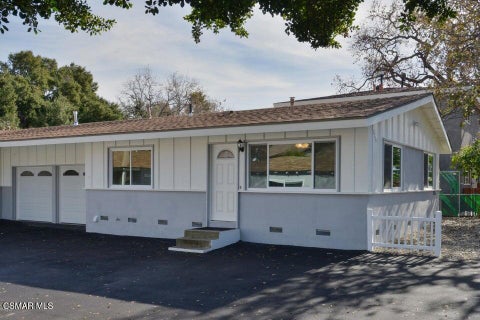 Photo of 2775 Los Robles Road, Thousand Oaks, CA 91362 (MLS # 226004602)