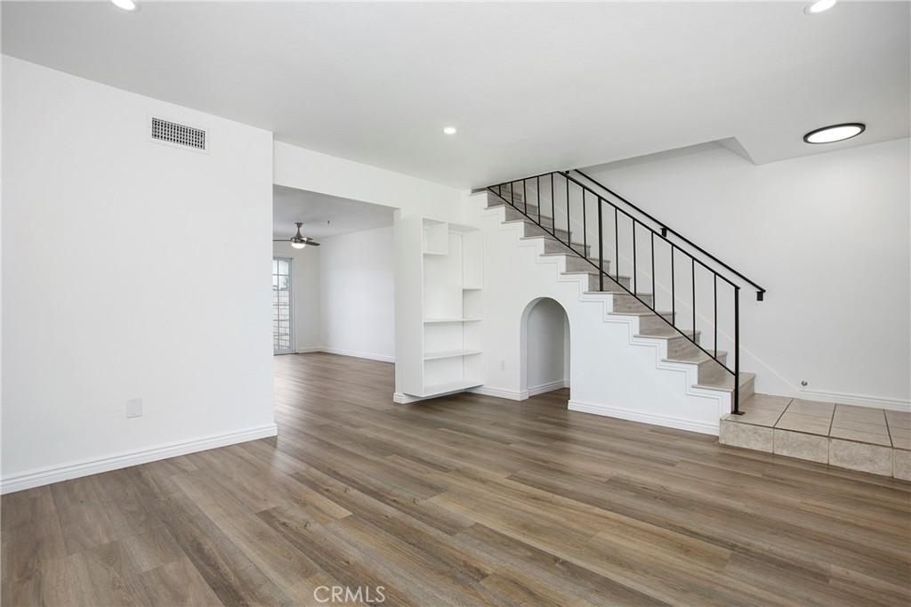 Huntington Townhomes (HTHM) - Residential
