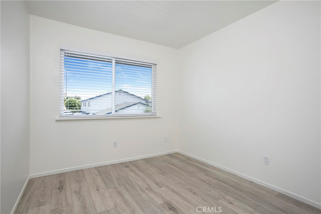 Huntington Townhomes (HTHM) - Residential