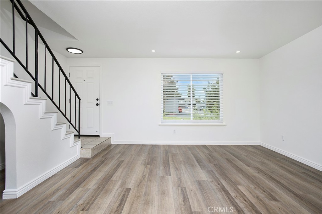 Huntington Townhomes (HTHM) - Residential