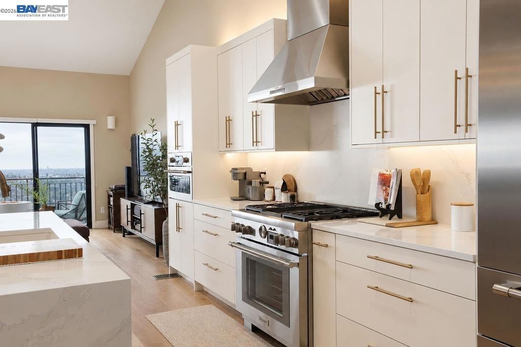 8 Starview Dr