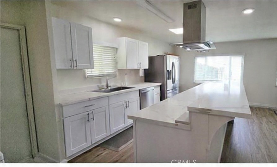 21851 Newland Street