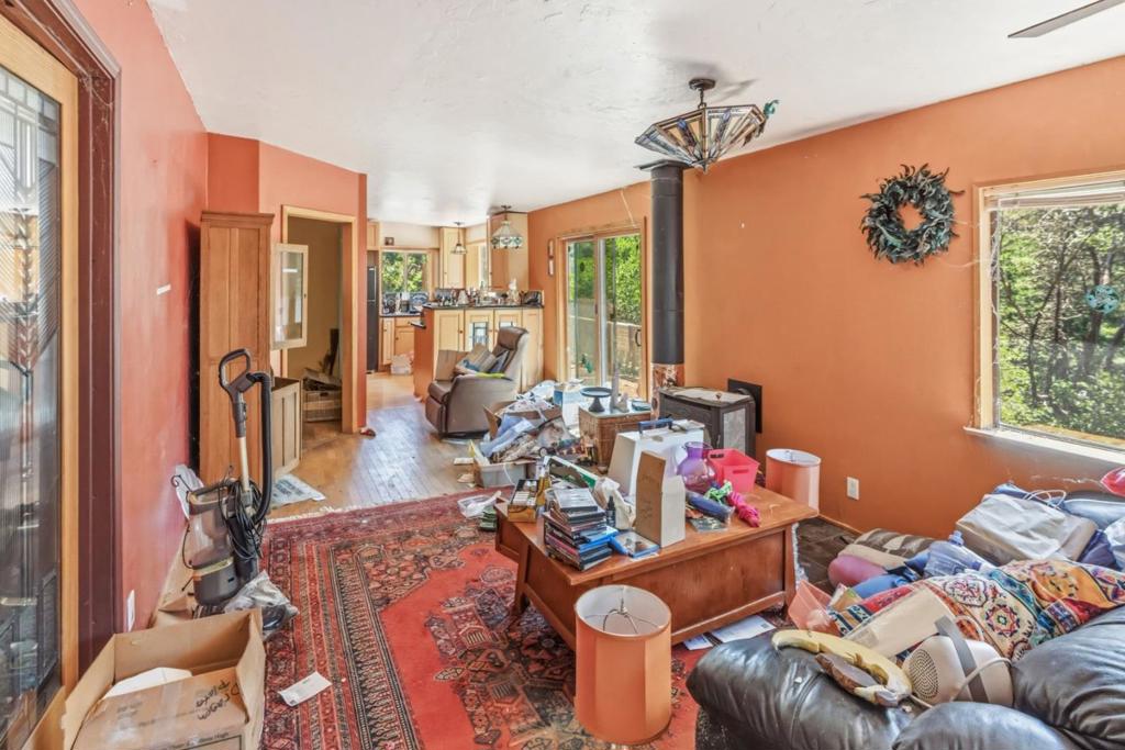 380 Ridge Drive