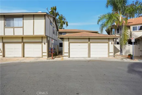 952 Pinyon Court, Ontario, CA 91762 - MLS#: RS26021831
