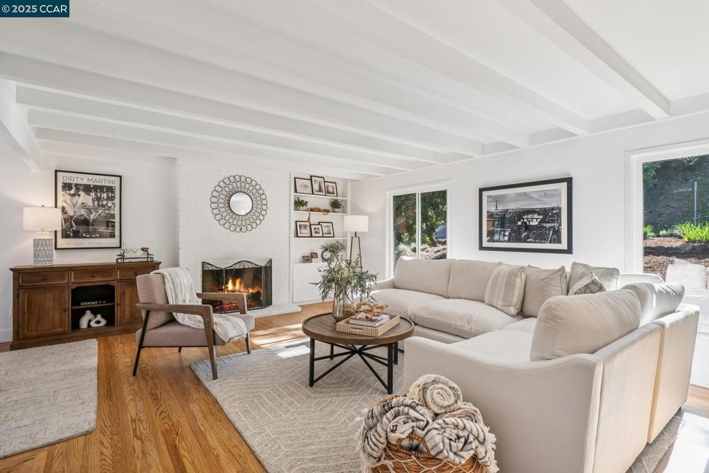 SLEEPY HOLLOW - Residential