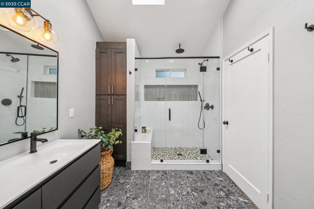 SLEEPY HOLLOW - Residential