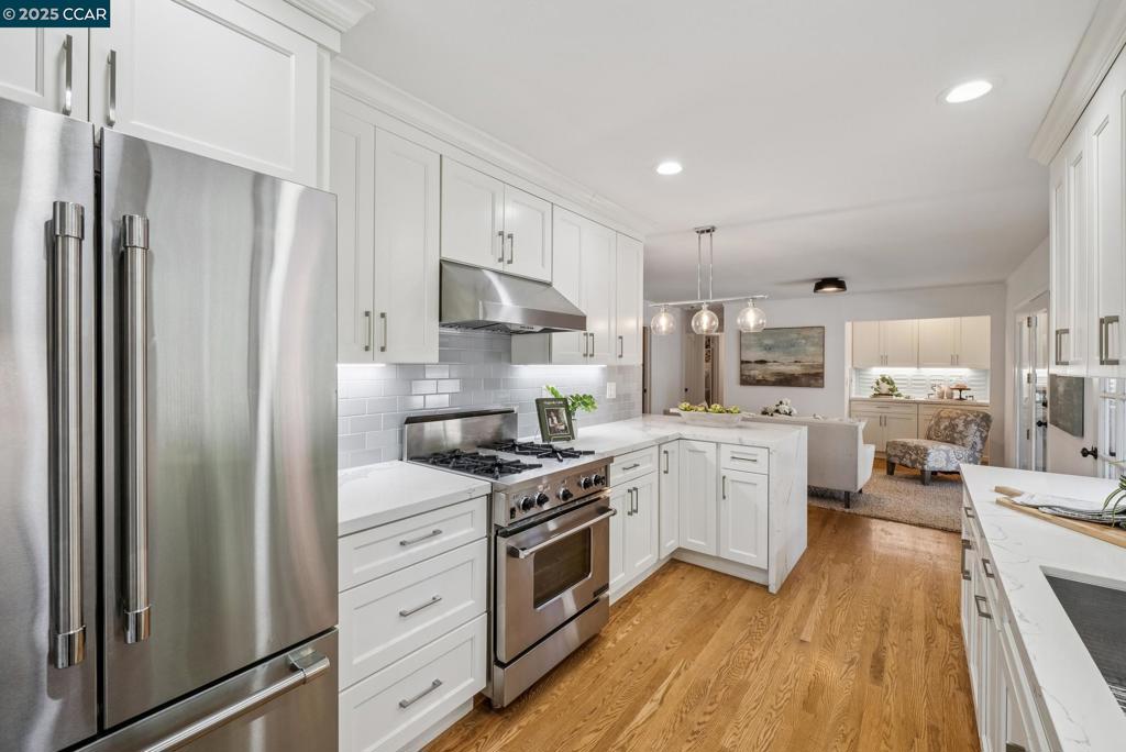 SLEEPY HOLLOW - Residential