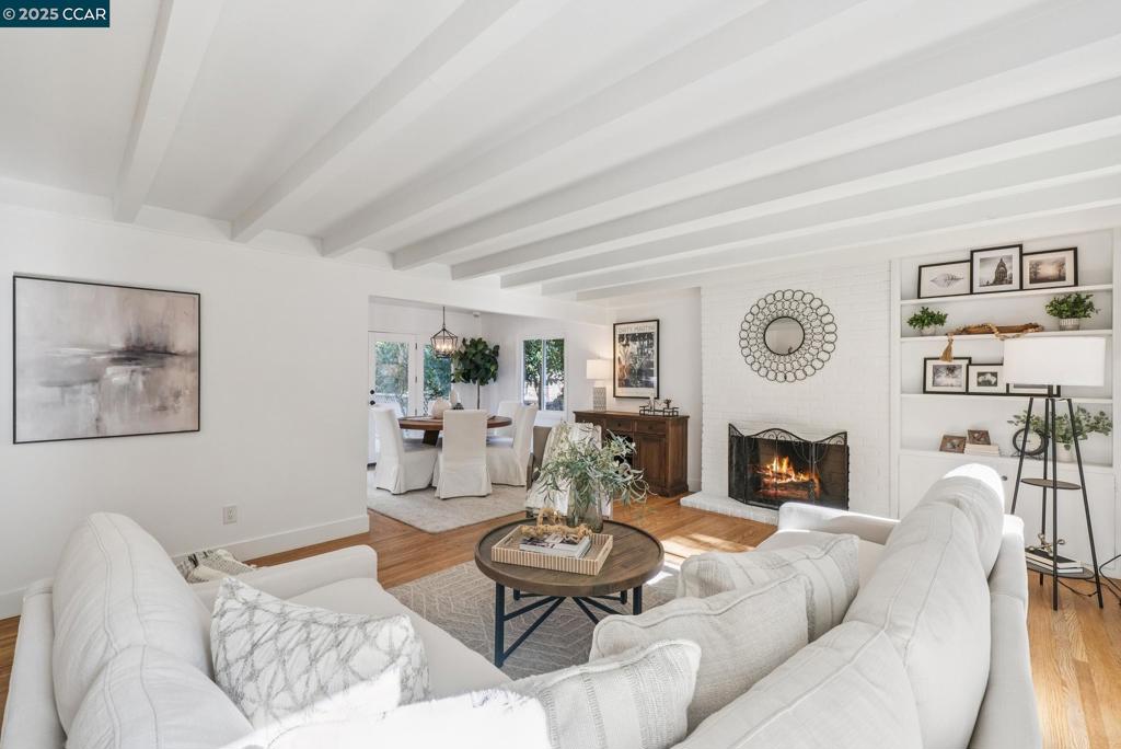 SLEEPY HOLLOW - Residential