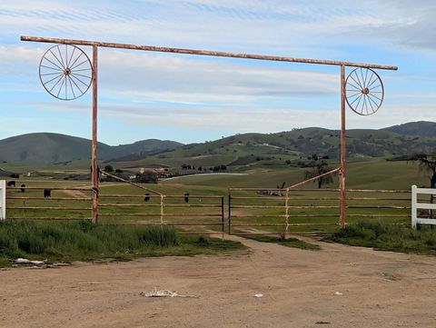 Photo of 0 0 Greenville Rd, Livermore, CA 94550 (MLS # 41122376)