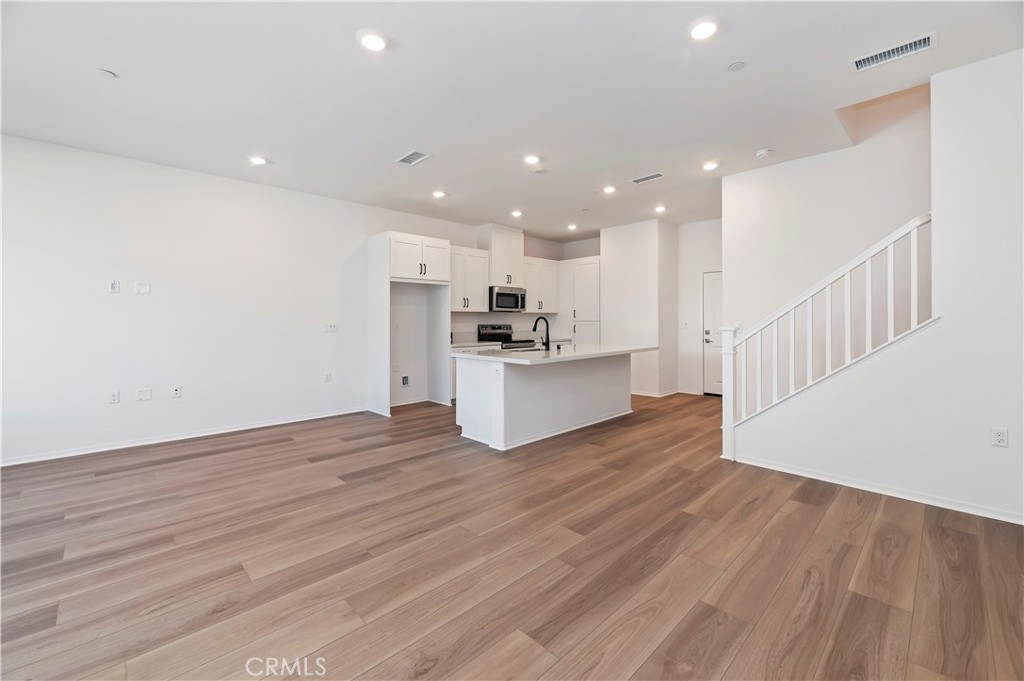 8483 Snapdragon Lane