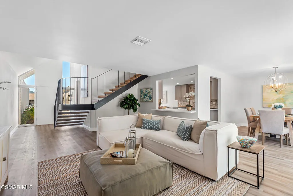 Westlake Village, California 91361, United States, 3 Bedrooms Bedrooms, ,3 BathroomsBathrooms,Residential,Active,133188