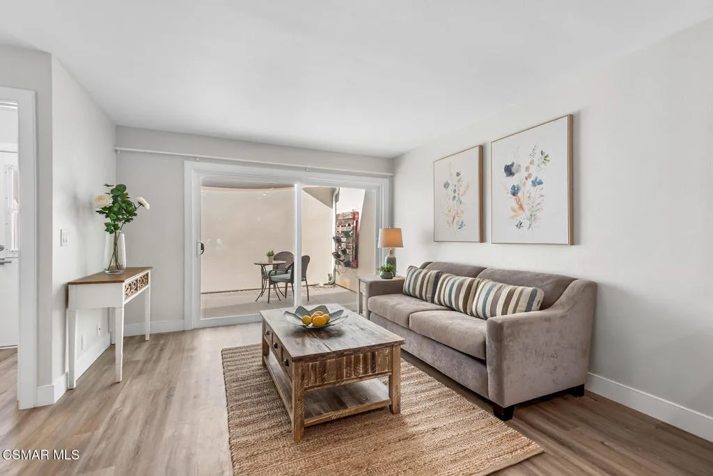 Westlake Village, California 91361, United States, 3 Bedrooms Bedrooms, ,3 BathroomsBathrooms,Residential,Active,133188