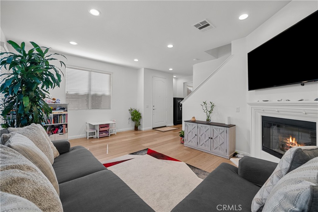 Mariposa (MARIP) - Residential