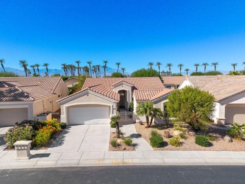 Photo of 35829 Calloway Lane, Palm Desert, CA 92211 (MLS # 219154509DA)