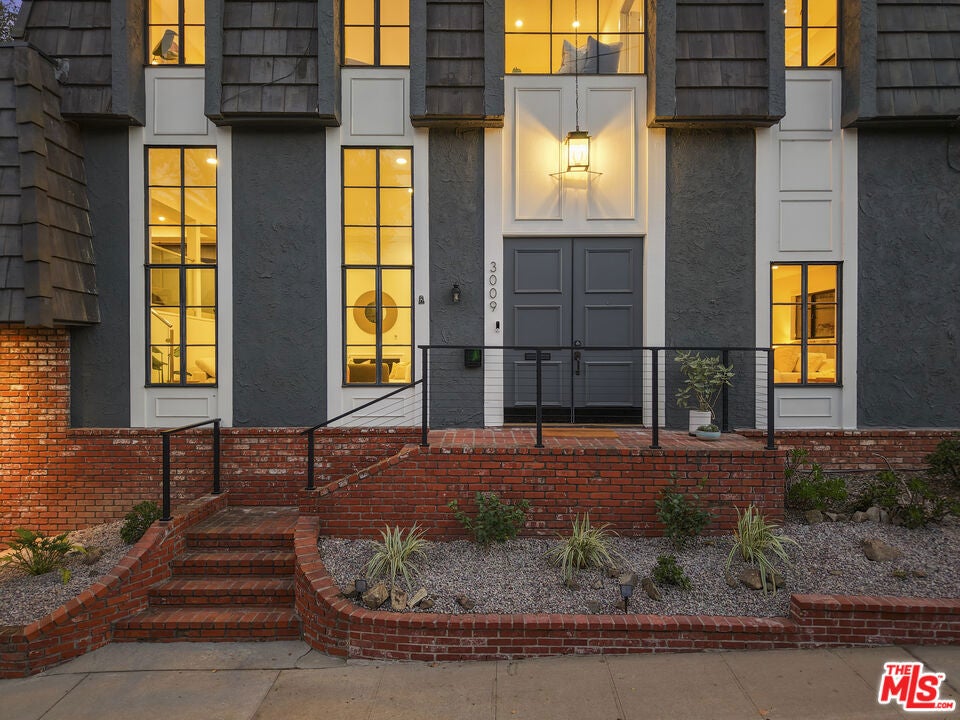 3009 San Gabriel Avenue