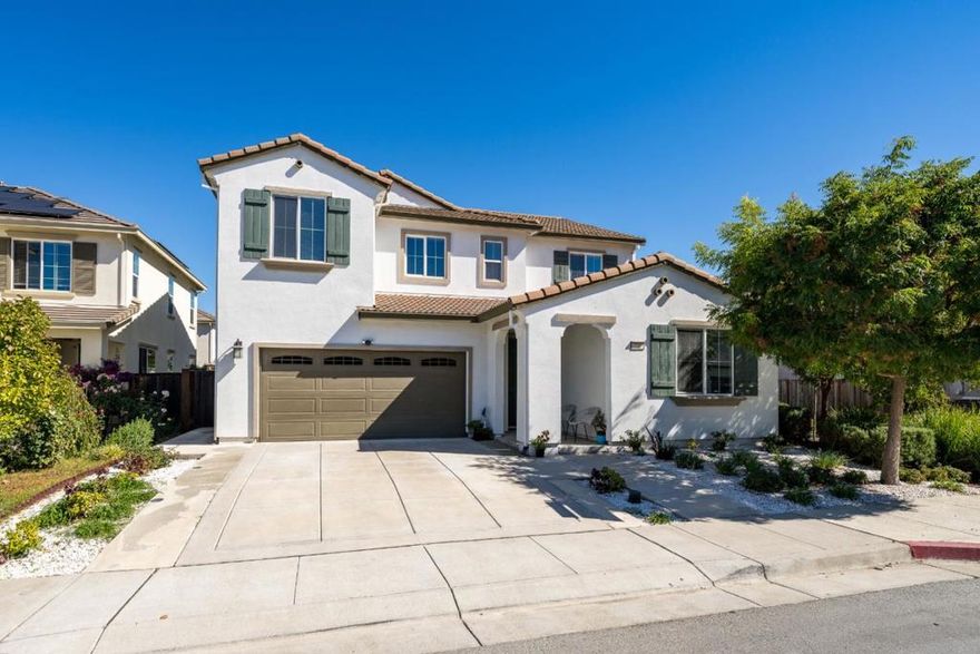 Kitchen like New**Motivated seller **51 k price reduction *75K IN UPGRADES *MUST SEE*Offers presented as received**Stunning Beautiful Heartland Home in Gated Community. 3008 SF, 5 Spacious Bedrooms with walk in closets and 4 1/2 Bathrooms. Upstairs features the laundry room W/ Washer and Dryer included. An Upstairs Open Loft Area for a Separate Family Room, Playroom, or Office Space. Downstairs features a Full Bedroom and Private Bathroom for Guests or Family, Large Open Kitchen w Stainless steel appliances-Gas Cooktop, Oven, Microwave, and Hood, Granite Counter Tops, Huge Island w Sink and Breakfast Bar. Epoxy Painted 3 car garage with custom cabinets. Private Rear Yard with Stump concrete and palm trees. All in a Gated community Setting with Walkways throughout and exit and entry gates around the perimeter. Community is Adjacent to miles or paved Biking/Walking Trails, Kids playground, and Large Lawn Areas as well.