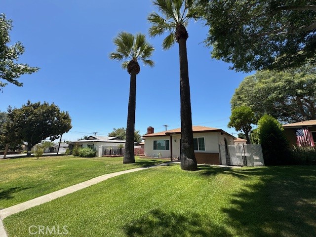 1307 N Fifth Avenue