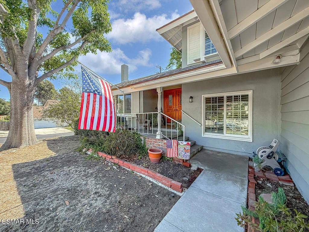 393 Larcom Street