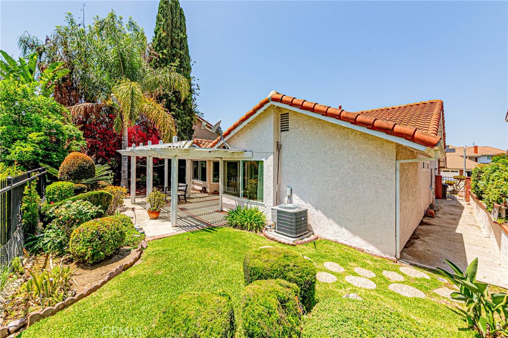 Island (ISLN) - Residential