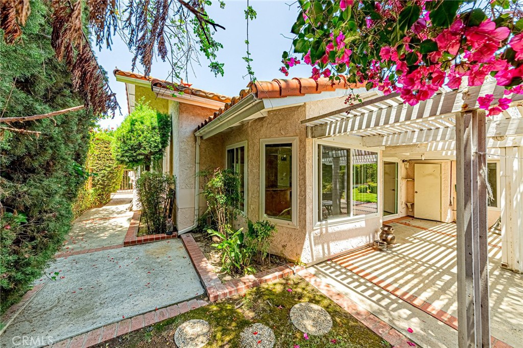 Island (ISLN) - Residential