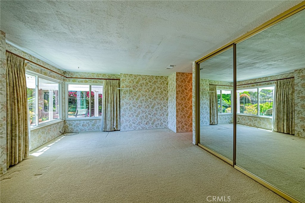 Island (ISLN) - Residential