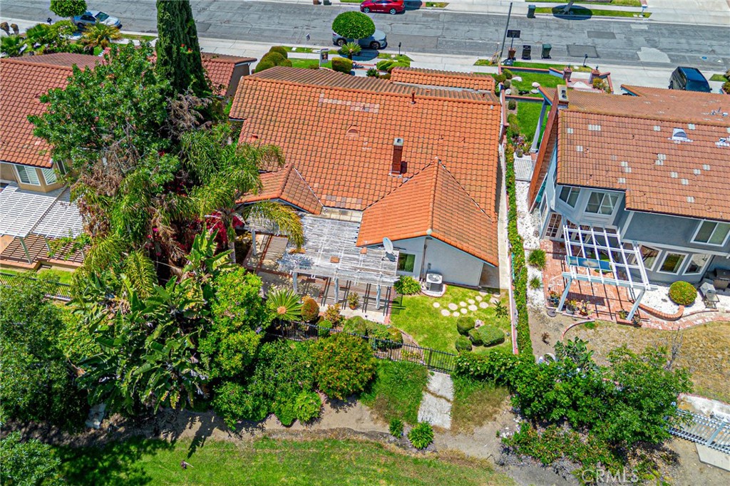 Island (ISLN) - Residential