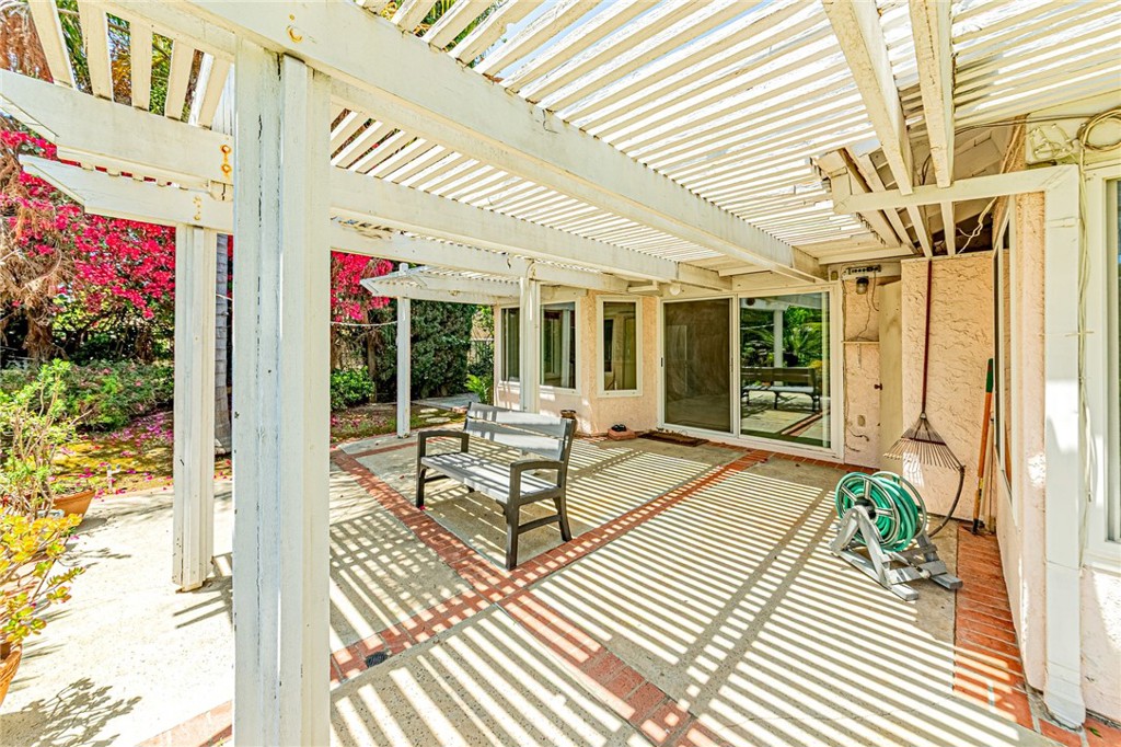 Island (ISLN) - Residential