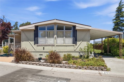 Photo of 20 Via Santa Barbara, Paso Robles, CA 93446 (MLS # PI26163614)