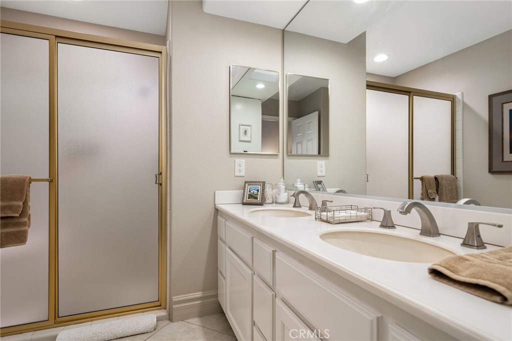 The Lakes Country Club (32429) - Residential