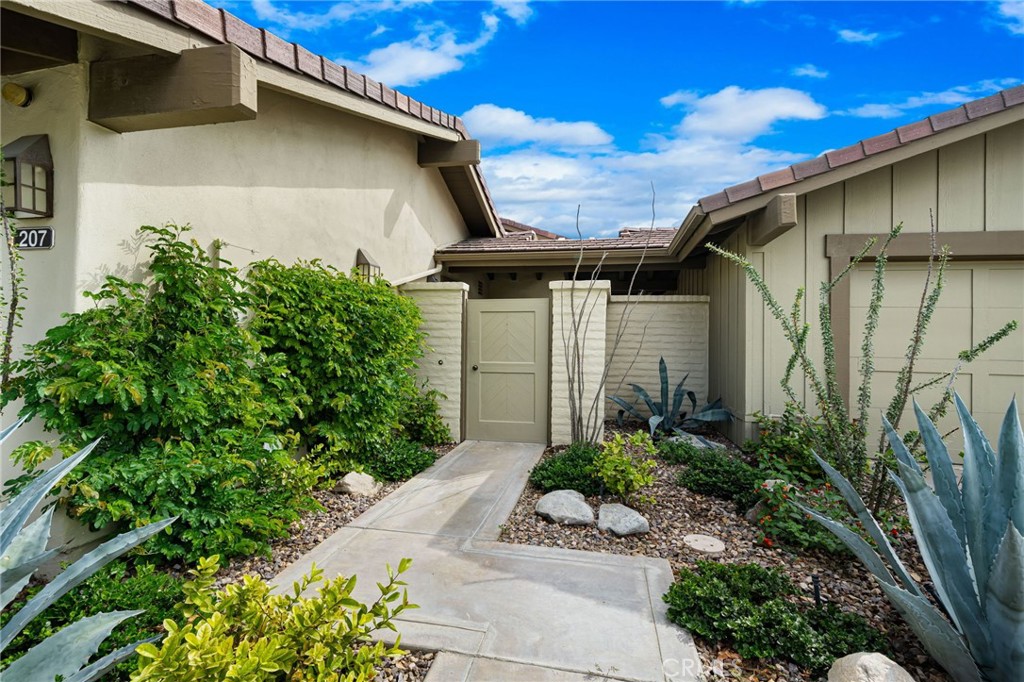 The Lakes Country Club (32429) - Residential