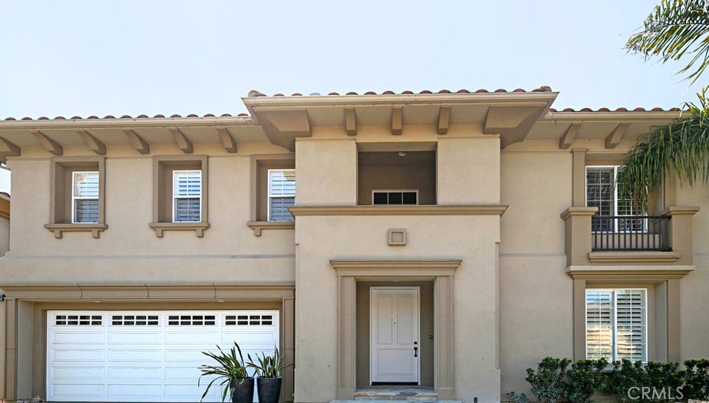 27 Via Monarca Street