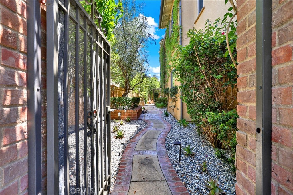 28339 Via Del Mar
