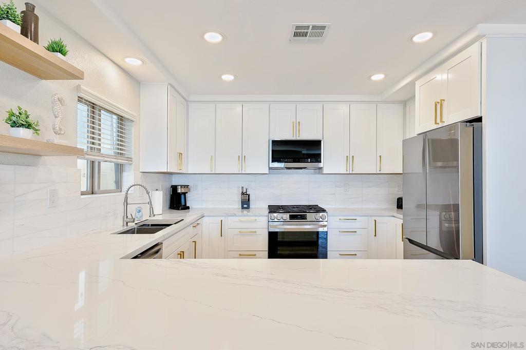 Mission Beach - Residential