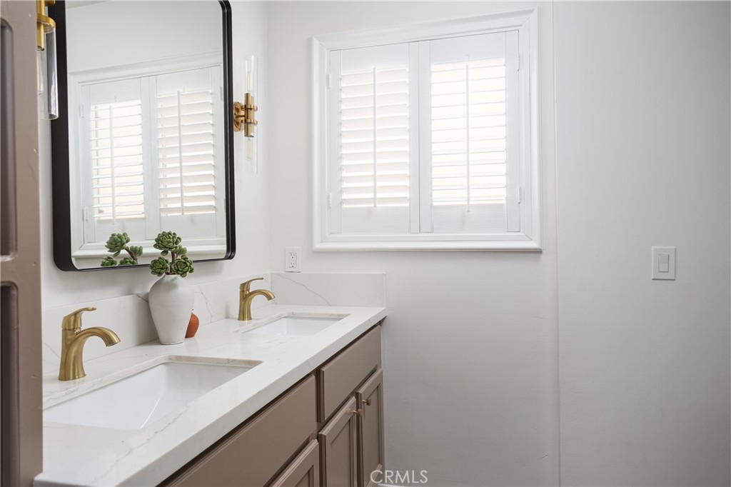 Lido Island (LIDO) - Residential