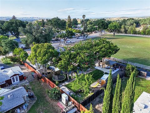 Tiny photo for 5303 Carrizo Rd, Atascadero, CA 93422 (MLS # NS26085892)