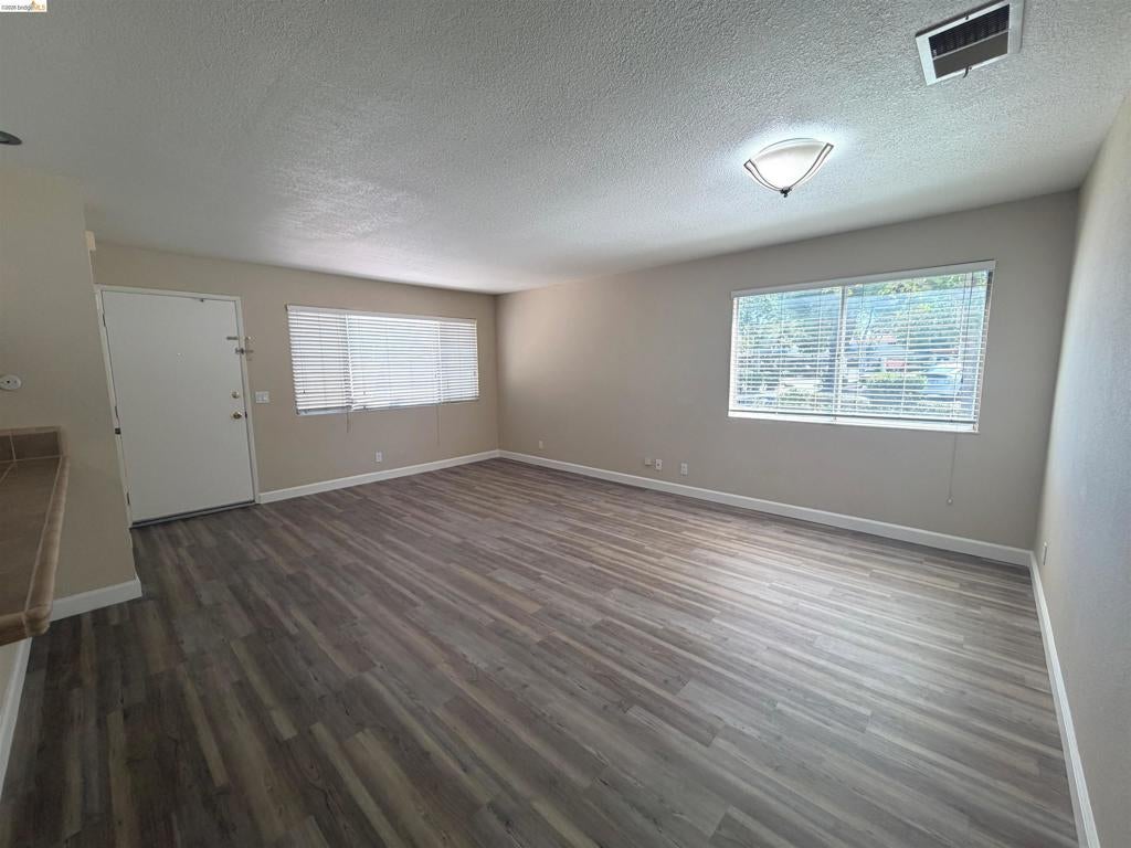 1900 San Jose Dr